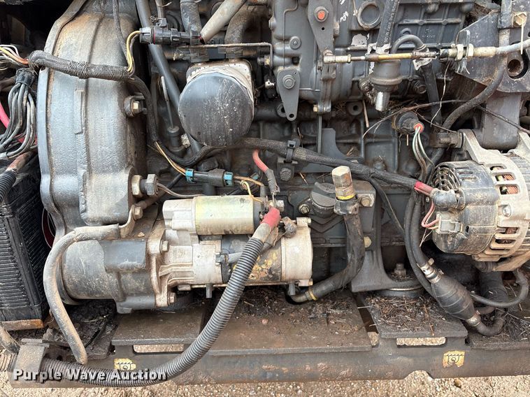 image for item EM2646 2008 Bobcat S250 skid steer loader