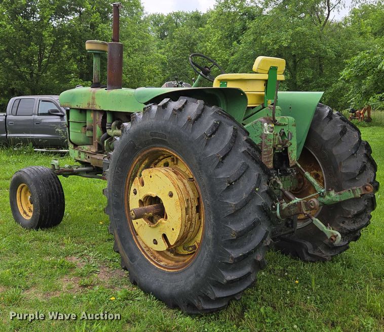 image for item EN3785 1961 John Deere 4010 tractor