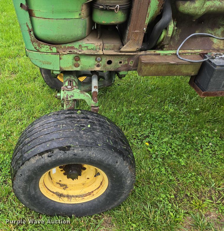 image for item EN3785 1961 John Deere 4010 tractor