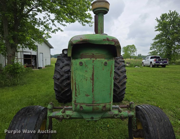 image for item EN3785 1961 John Deere 4010 tractor