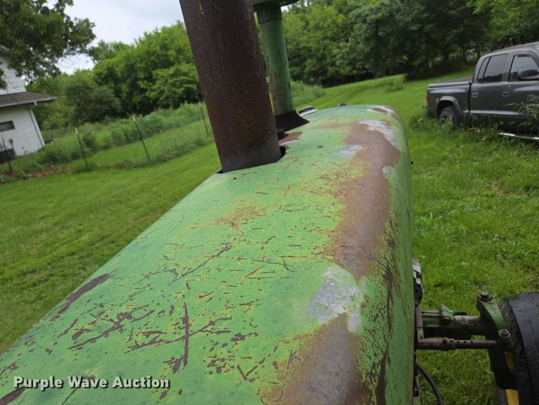 image for item EN3785 1961 John Deere 4010 tractor