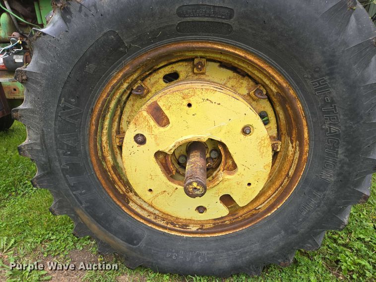 image for item EN3785 1961 John Deere 4010 tractor