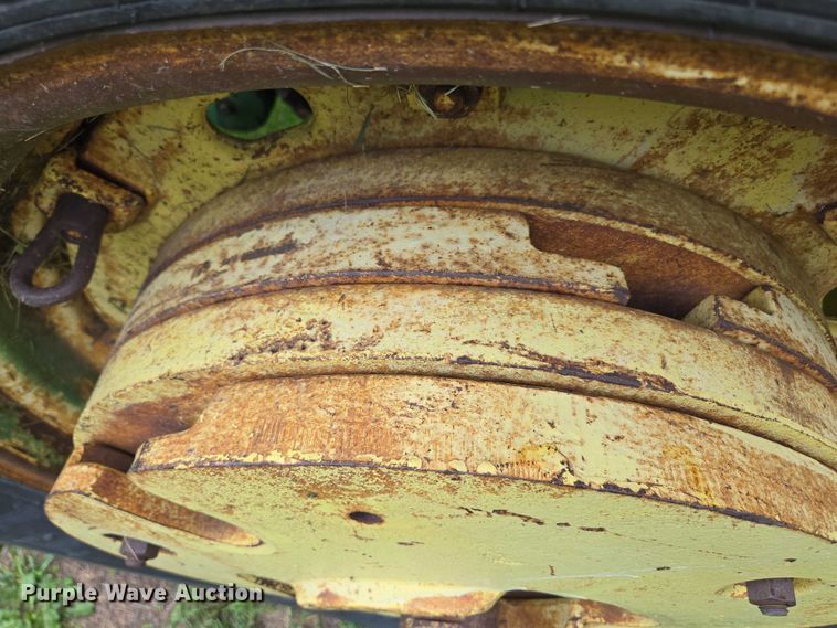 image for item EN3785 1961 John Deere 4010 tractor