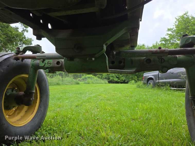 image for item EN3785 1961 John Deere 4010 tractor