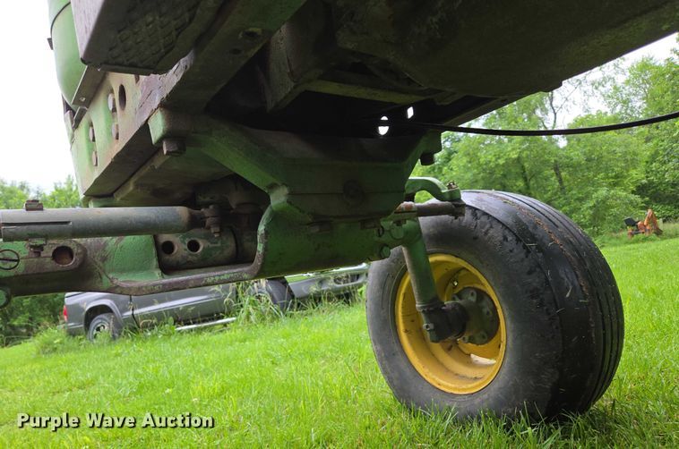 image for item EN3785 1961 John Deere 4010 tractor