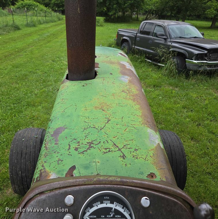 image for item EN3785 1961 John Deere 4010 tractor