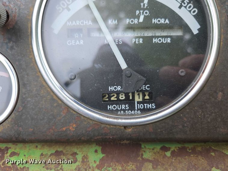 image for item EN3785 1961 John Deere 4010 tractor