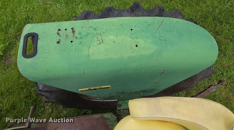 image for item EN3785 1961 John Deere 4010 tractor