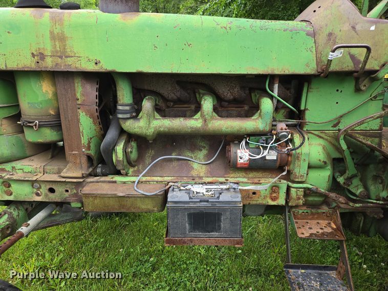 image for item EN3785 1961 John Deere 4010 tractor