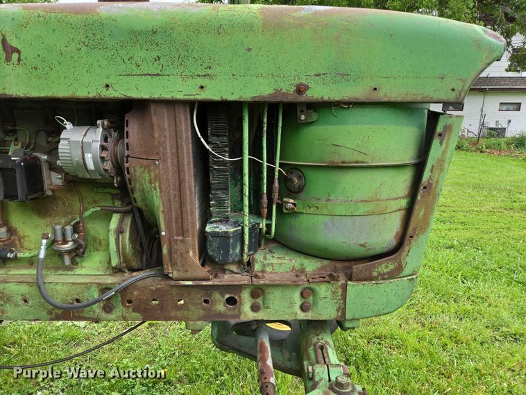 image for item EN3785 1961 John Deere 4010 tractor