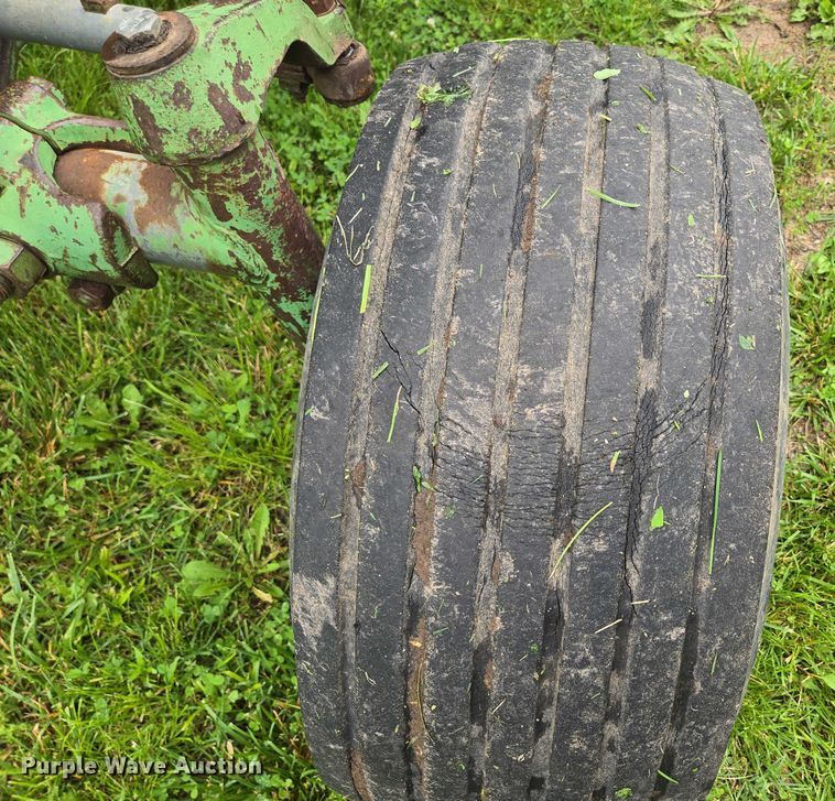 image for item EN3785 1961 John Deere 4010 tractor