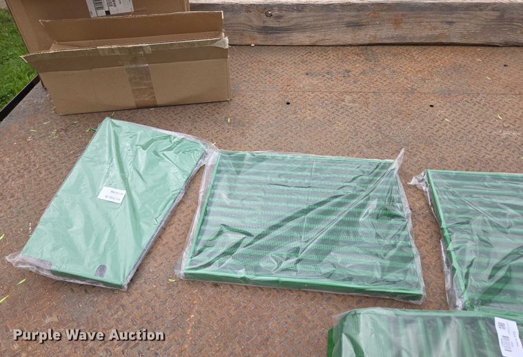 image for item EN3785 1961 John Deere 4010 tractor