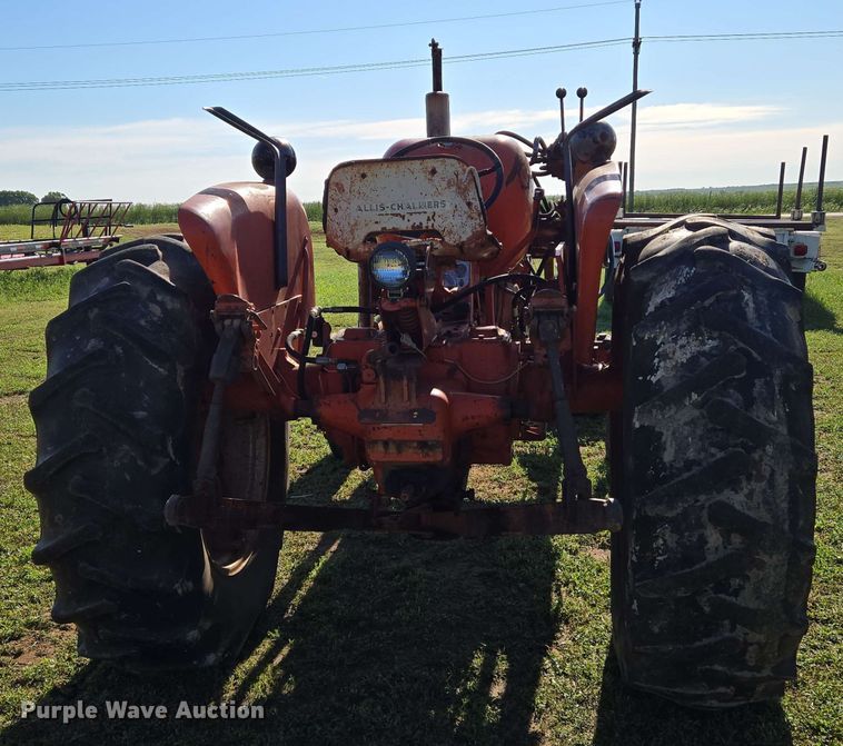 image for item EN8969 Allis Chalmers D17 tractor