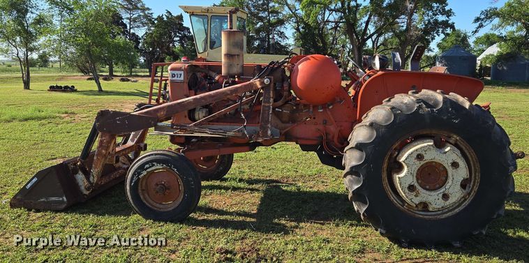 image for item EN8969 Allis Chalmers D17 tractor