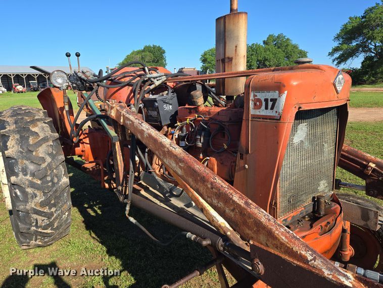 image for item EN8969 Allis Chalmers D17 tractor