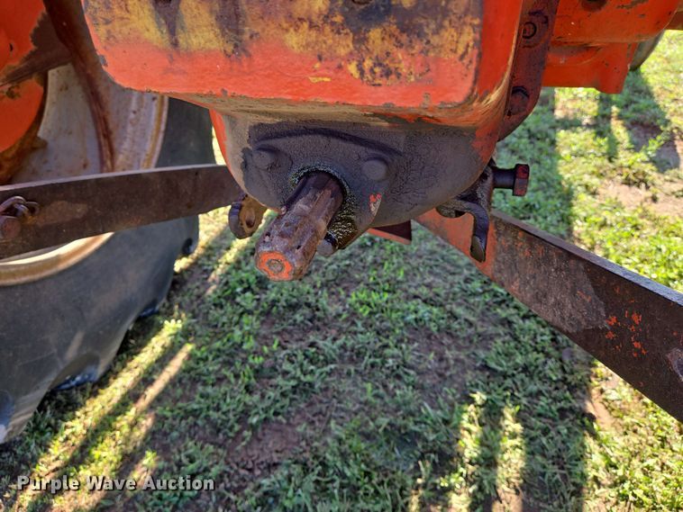 image for item EN8969 Allis Chalmers D17 tractor