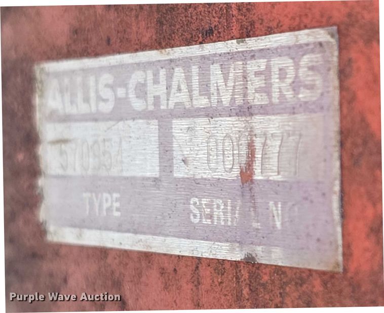 image for item EO1063 Allis Chalmers 2000  six bottom plow