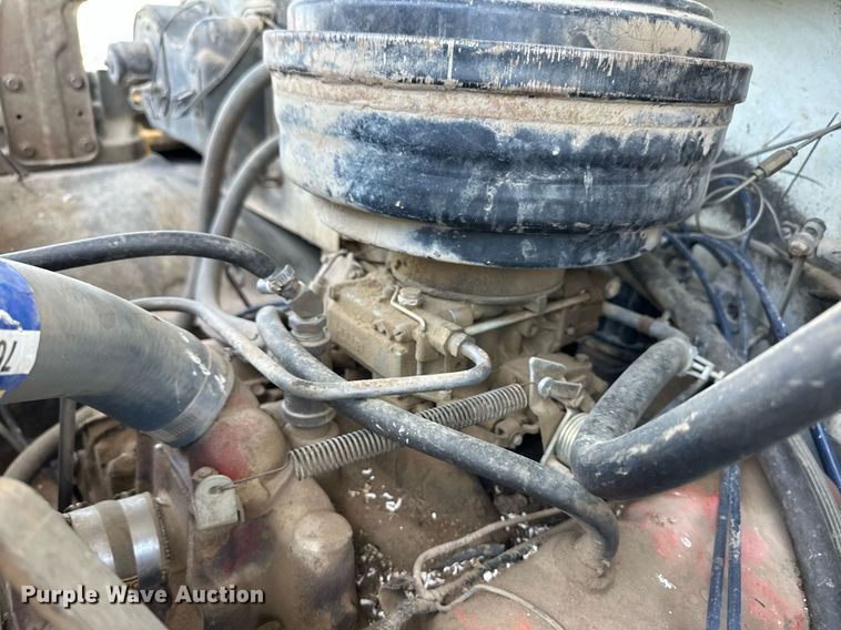 image for item EQ4776 1973 GMC 6000 grain truck