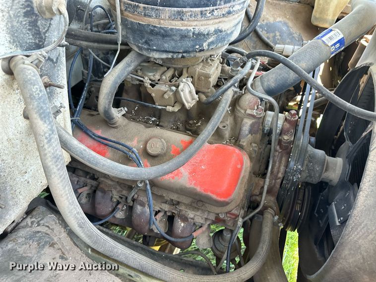 image for item EQ4776 1973 GMC 6000 grain truck