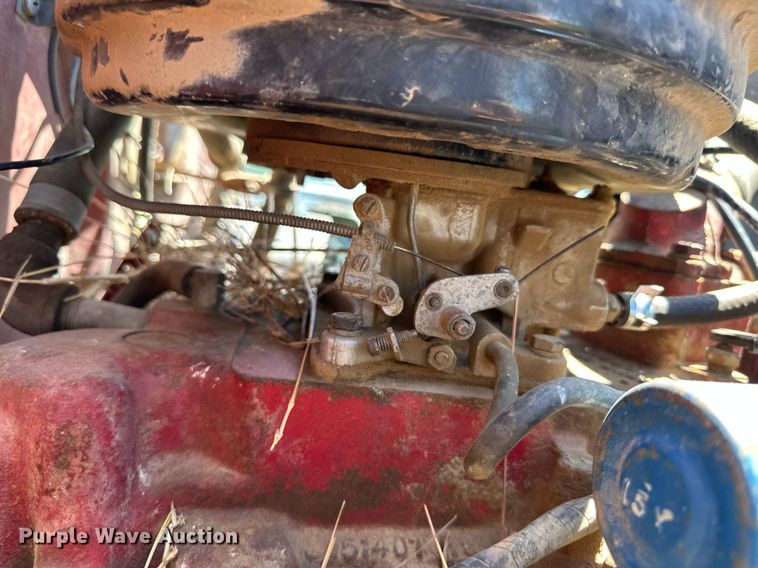 image for item EQ4777 1973 International Loadstar 1600 grain truck