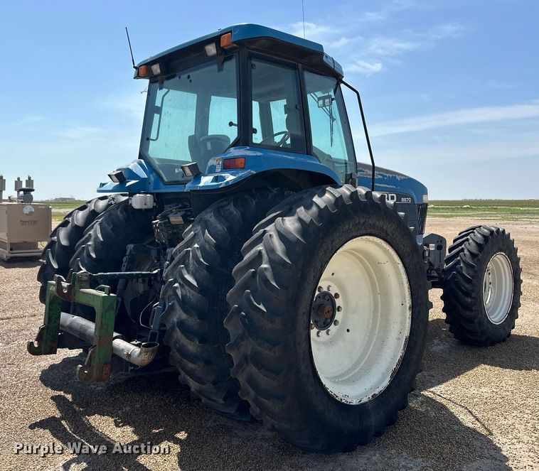 image for item EQ4889 Ford 8670 MFWD tractor