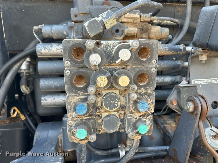 image for item EQ4889 Ford 8670 MFWD tractor