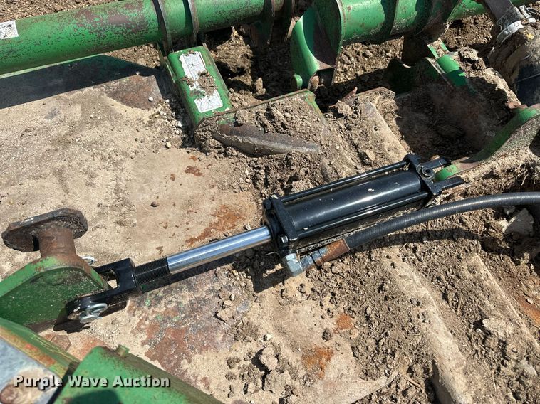 image for item EQ4892 John Deere 1518 rotary mower