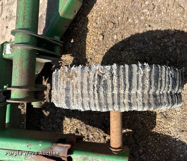 image for item EQ4892 John Deere 1518 rotary mower