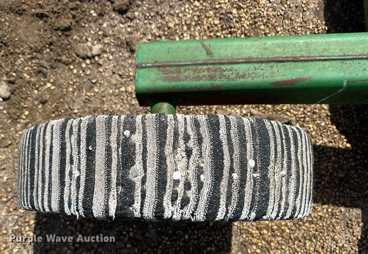 image for item EQ4892 John Deere 1518 rotary mower