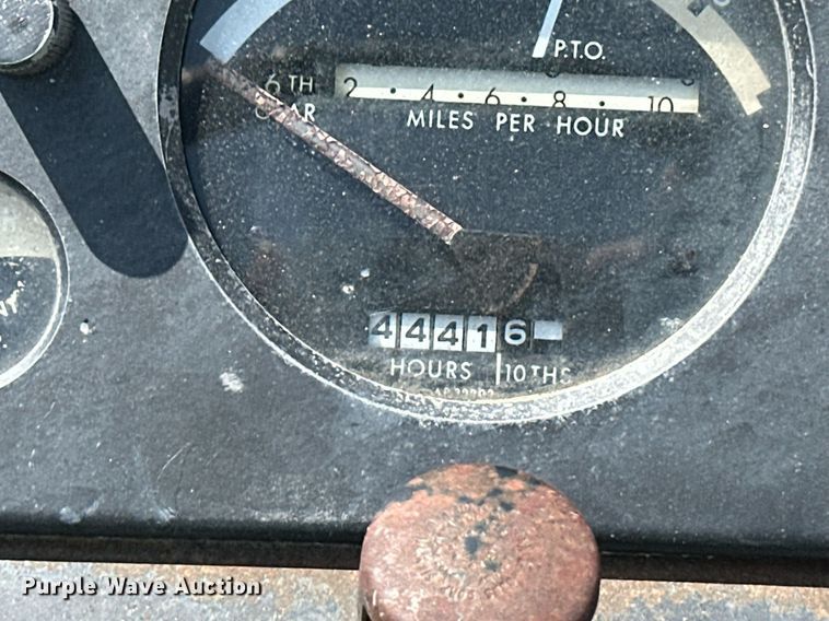 image for item EQ4893 1967 John Deere 4020 tractor