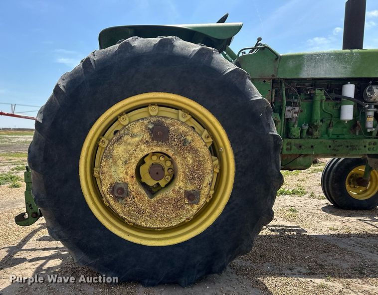 image for item EQ4893 1967 John Deere 4020 tractor