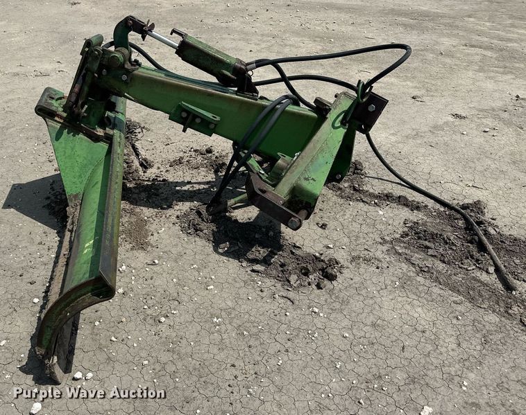 image for item EQ4897 John Deere 108