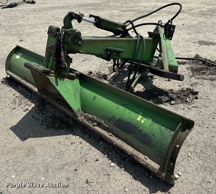 image for item EQ4897 John Deere 108
