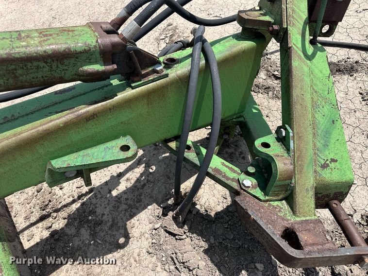 image for item EQ4897 John Deere 108