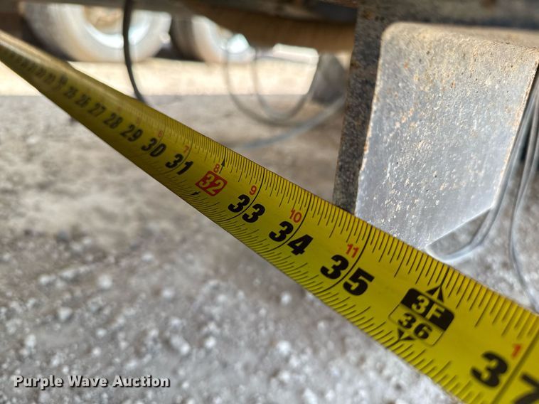 image for item EQ4921 Roto-Mix 1200-20 feed mixer bed