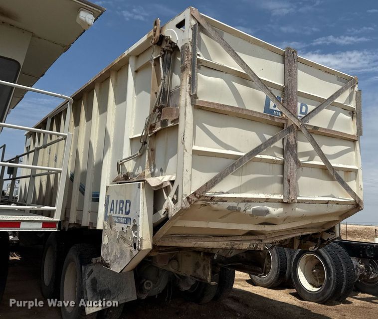 image for item EQ4922 Laird SB-1300 silage bed