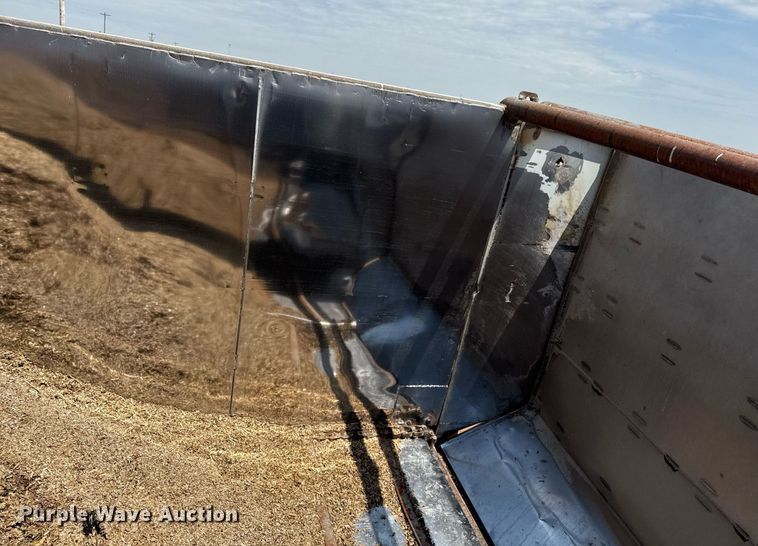 image for item EQ4922 Laird SB-1300 silage bed