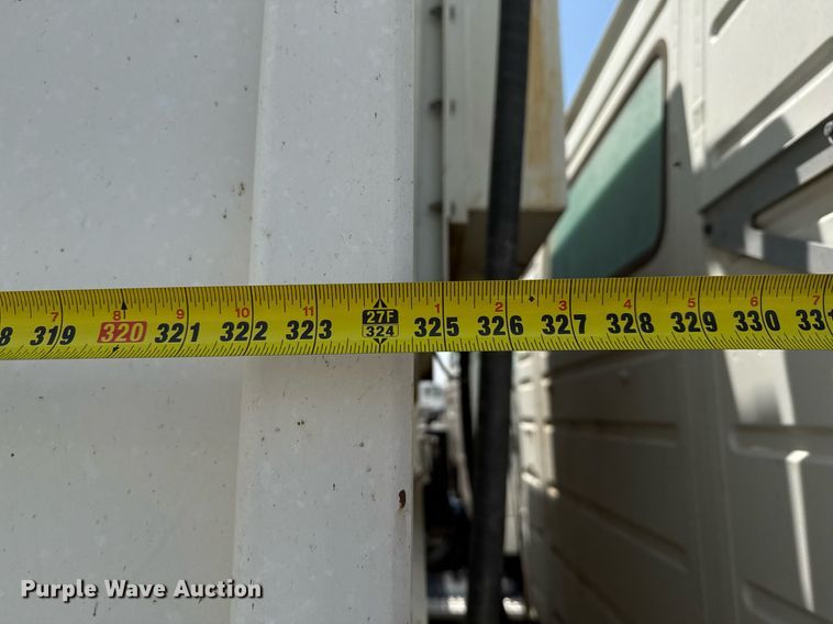 image for item EQ4922 Laird SB-1300 silage bed