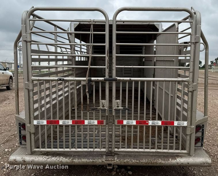 image for item EQ4925 2019 GR Trailers STH6820W14LNHR livestock trailer