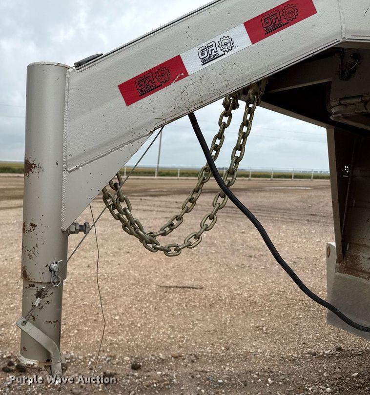 image for item EQ4925 2019 GR Trailers STH6820W14LNHR livestock trailer