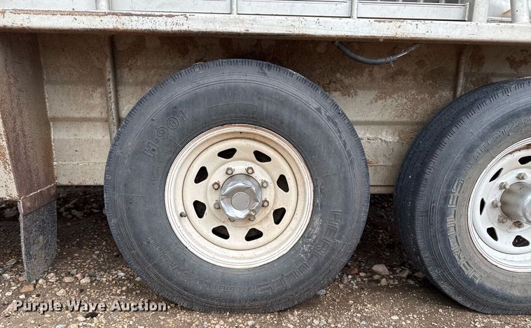 image for item EQ4925 2019 GR Trailers STH6820W14LNHR livestock trailer