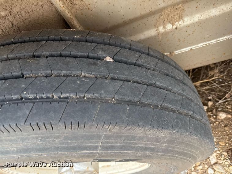 image for item EQ4925 2019 GR Trailers STH6820W14LNHR livestock trailer