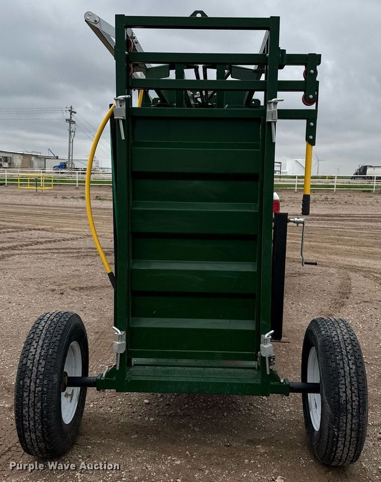 image for item EQ4926 Arrowquip Q-Catch 74 Series livestock chute