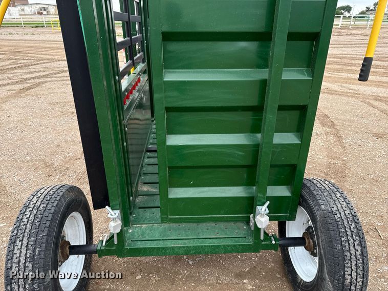 image for item EQ4926 Arrowquip Q-Catch 74 Series livestock chute