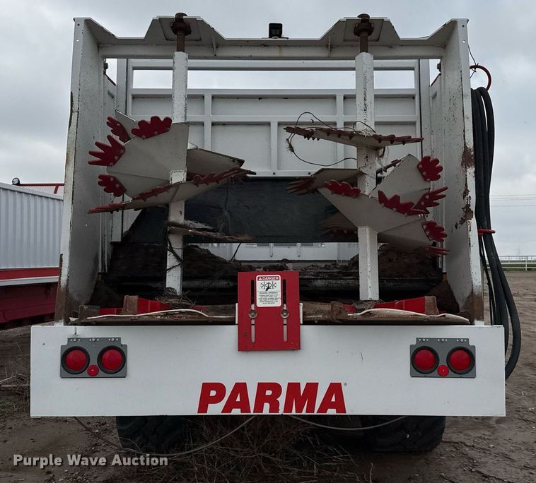 image for item EQ4935 Parma manure spreader