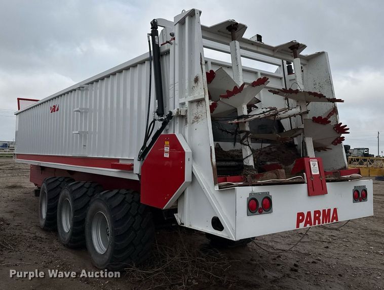 image for item EQ4935 Parma manure spreader