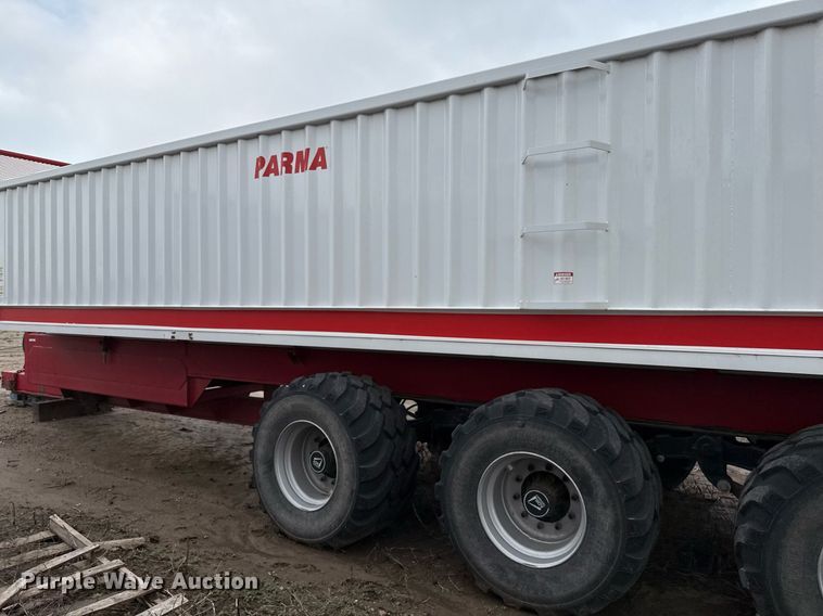 image for item EQ4935 Parma manure spreader