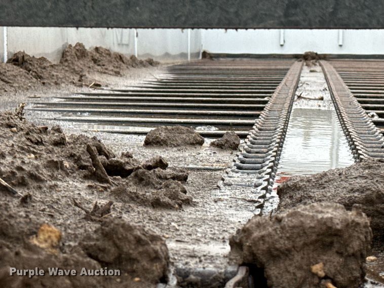 image for item EQ4935 Parma manure spreader