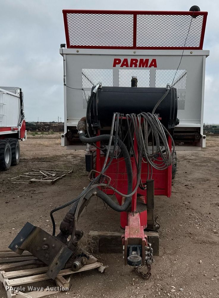 image for item EQ4936 Parma manure spreader