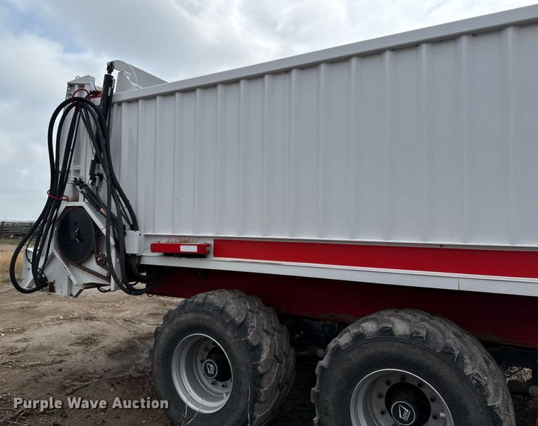 image for item EQ4936 Parma manure spreader